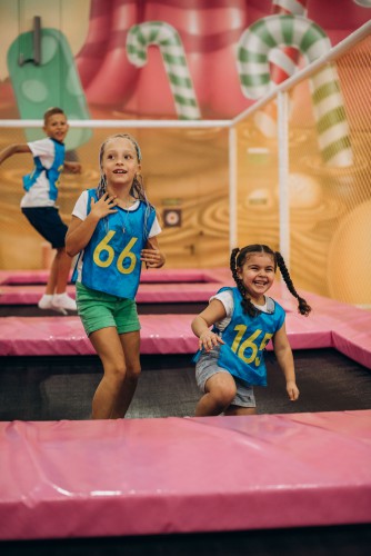 Maze play area - Photo 13